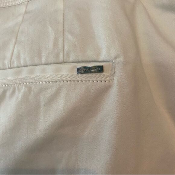 WHBM Sz 8 White Bermuda Side Pocket Front Zip Button Summer Athletic Shorts - Picture 6 of 6